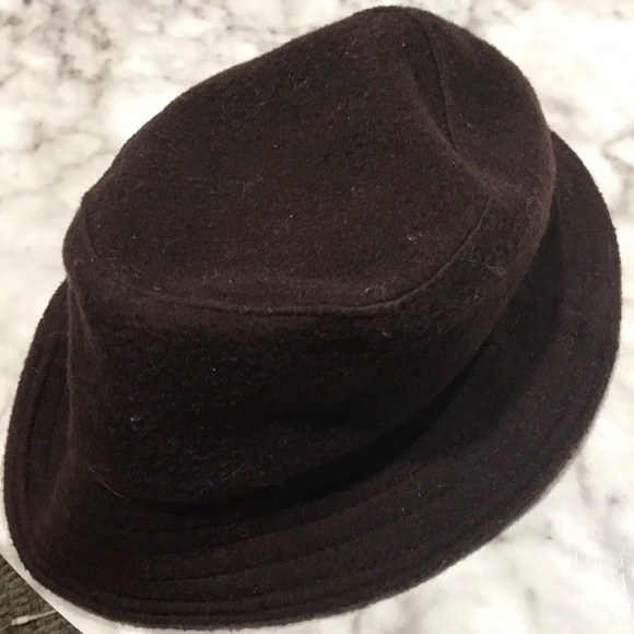 Eddie Bauer Accessories - Eddie Bauer brown bucket hat